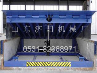 固定液壓登車(chē)橋(點(diǎn)擊查看)